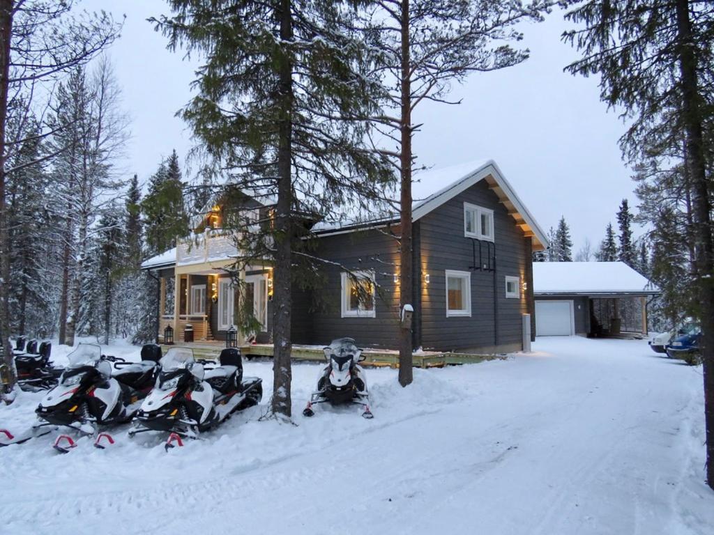 B&B Adventures Äkäslompolo Dış mekan fotoğraf