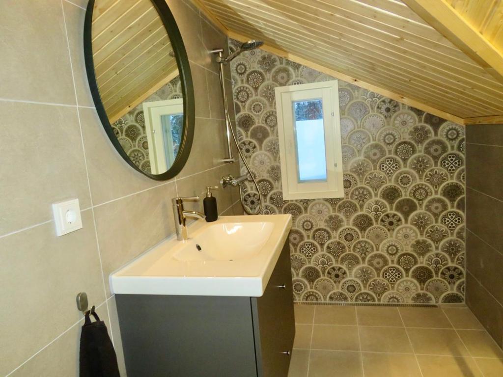 B&B Adventures Äkäslompolo Dış mekan fotoğraf